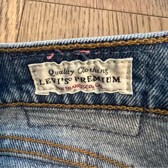 Women’s Levi Premium 501 S Skinny Jeans - Picture 7 of 10